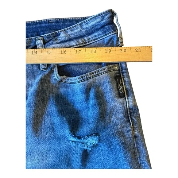 Silver Jeans Co Shorts Womens Sz 20 Avery Bermuda Blue Denim Mid Rise - Picture 12 of 14